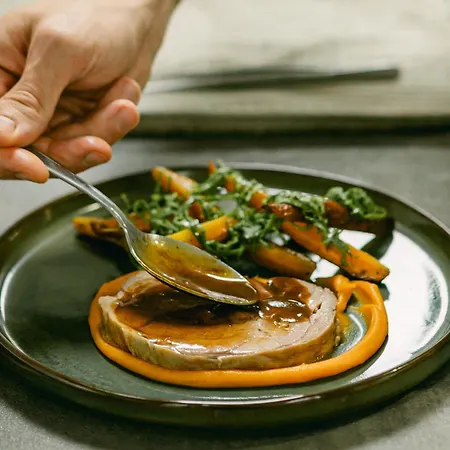 Logis Restaurant L'argence מלון Sainte-Genevieve-sur-Argence