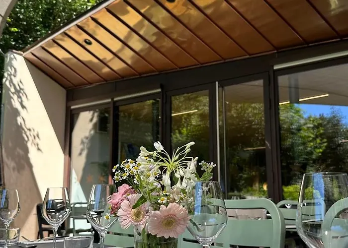 Logis Restaurant L'argence Hotel Sainte-Genevieve-sur-Argence