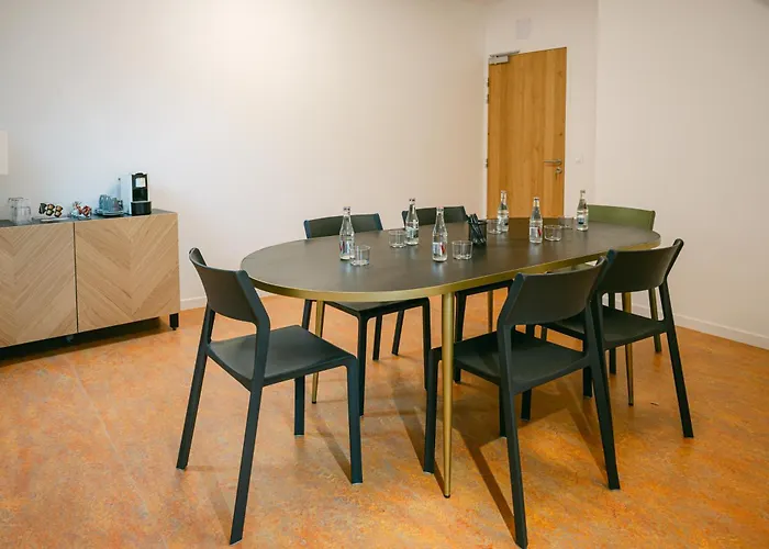 Logis Restaurant L'argence Hotel Sainte-Genevieve-sur-Argence