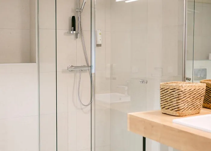 Logis Restaurant L'argence Hotel Sainte-Genevieve-sur-Argence