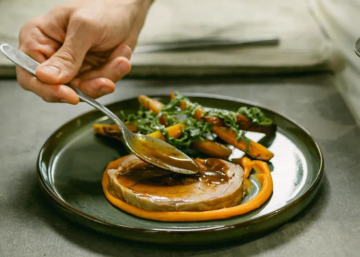 Logis Restaurant L'argence Hotel Sainte-Genevieve-sur-Argence