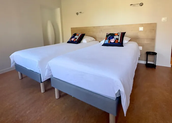 Logis Restaurant L'argence Hotel 3*