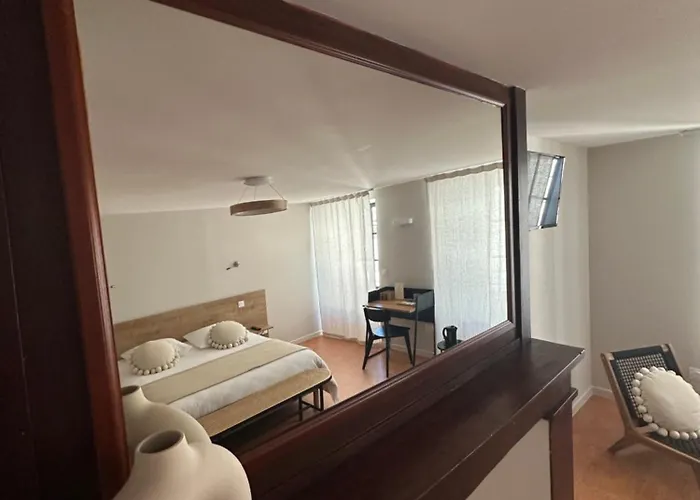 Logis Restaurant L'argence Hotel Sainte-Genevieve-sur-Argence